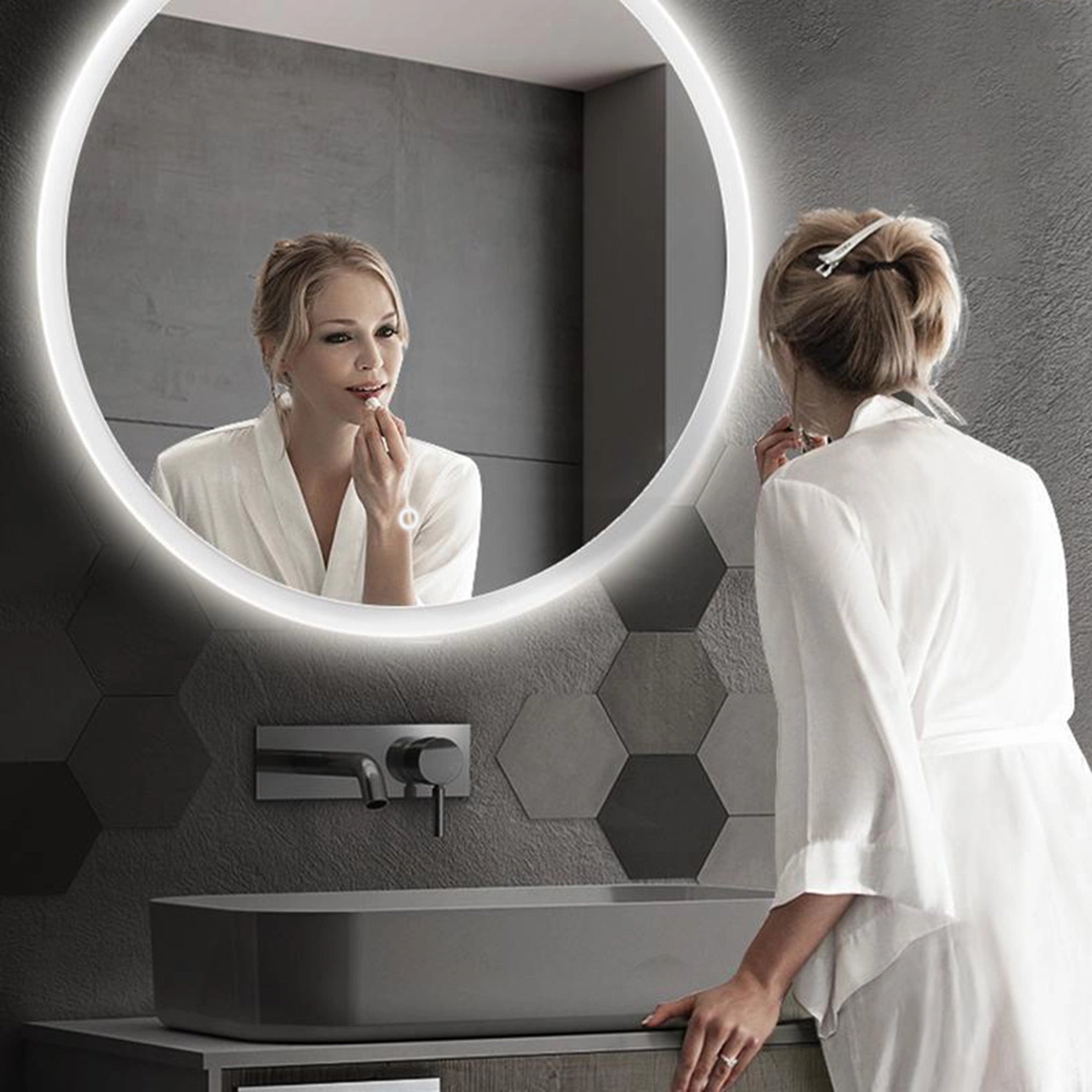 Lustro ścienne LED FFJ - 70 cm