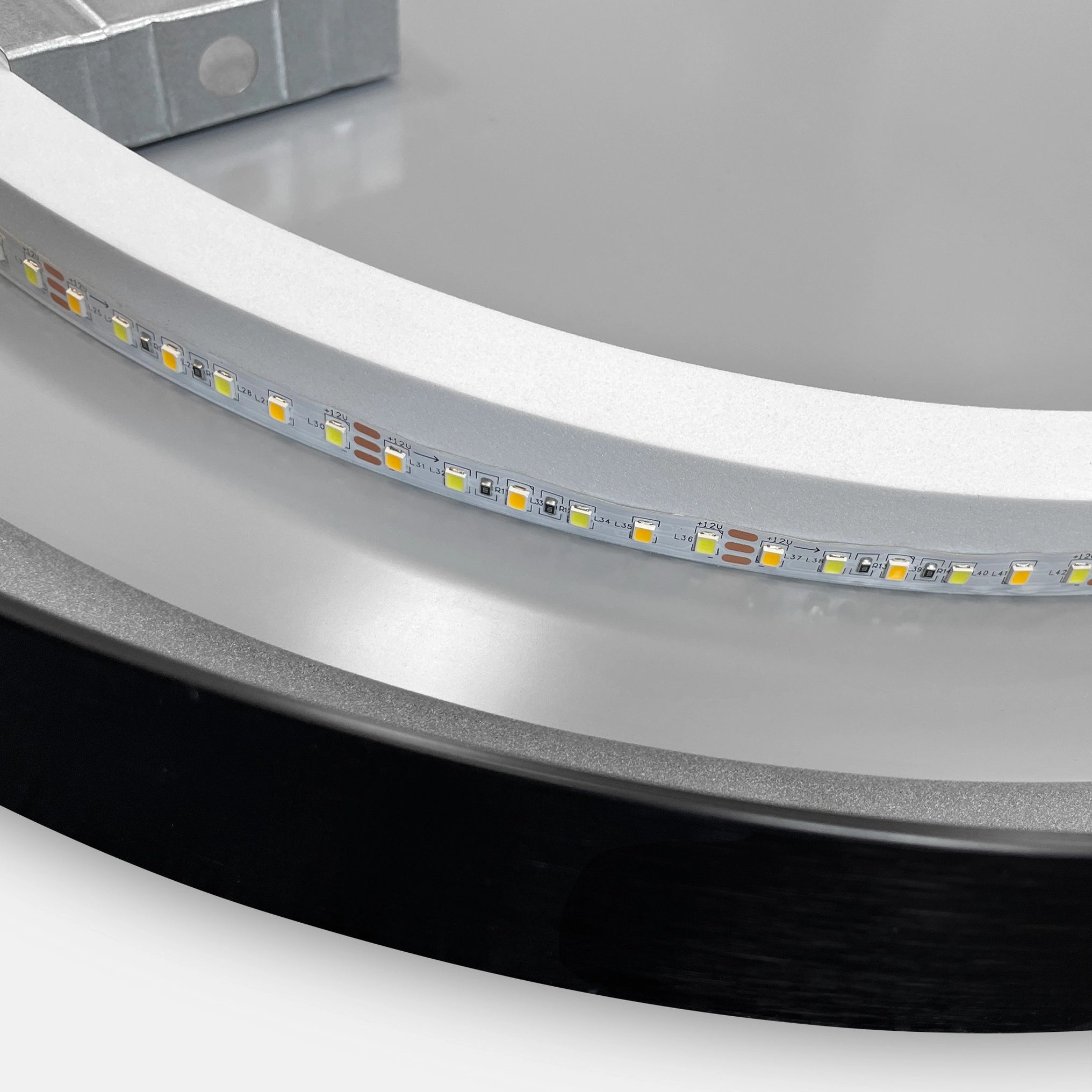 Lustro ścienne LED MMJ - 50 cm Czarny