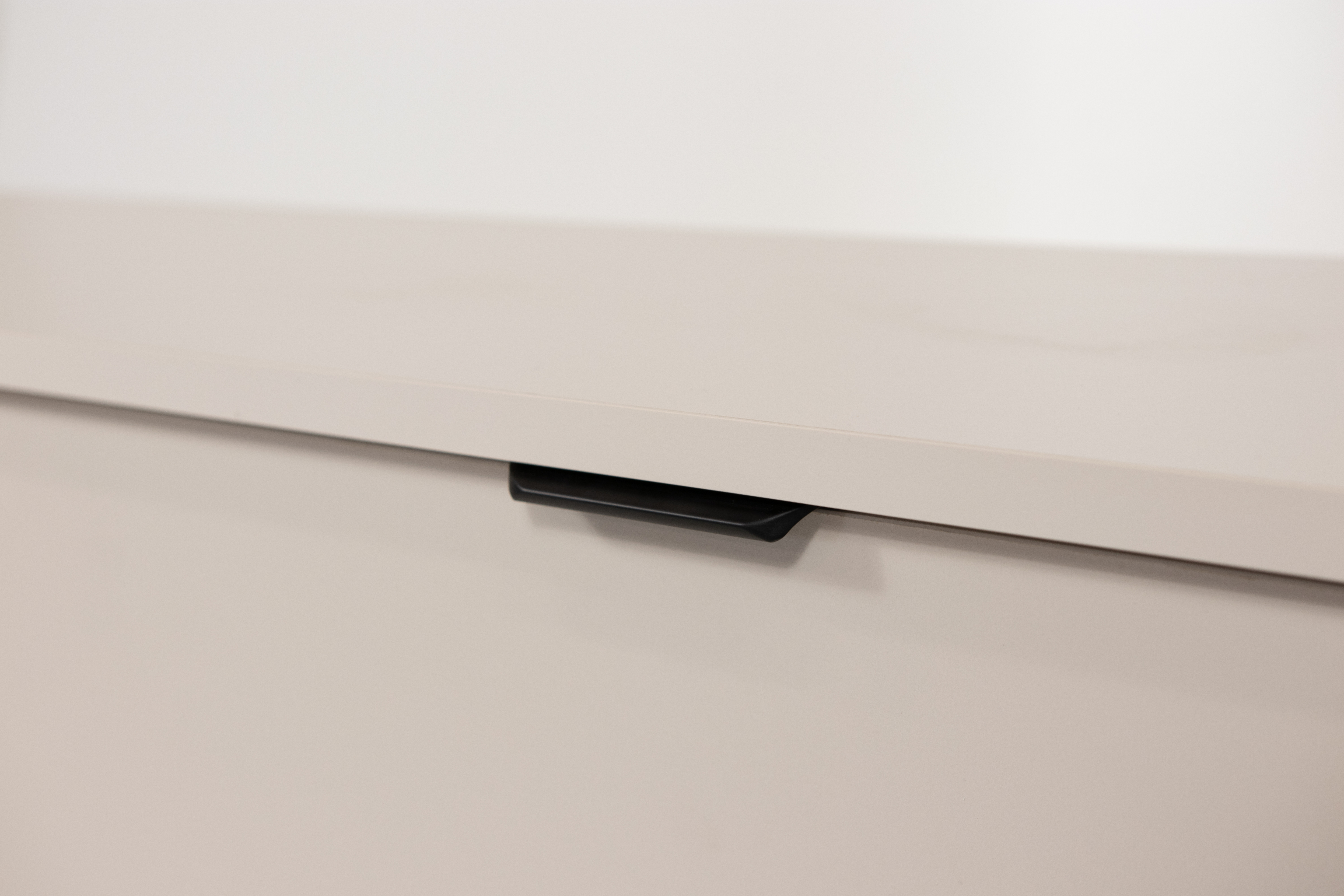 Szafka RTV 140 cm Aura - wisząca Kaszmir